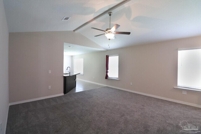 Foto del edificio - 1285 Mills Ave