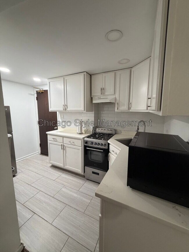 Foto del edificio - 5143 S Kenwood Ave