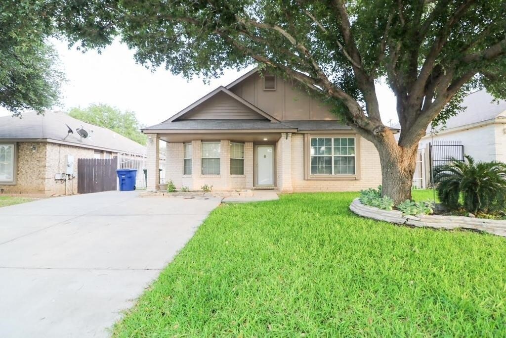 1931 Yukon Ln, Laredo, TX 78045 House Rental in Laredo, TX