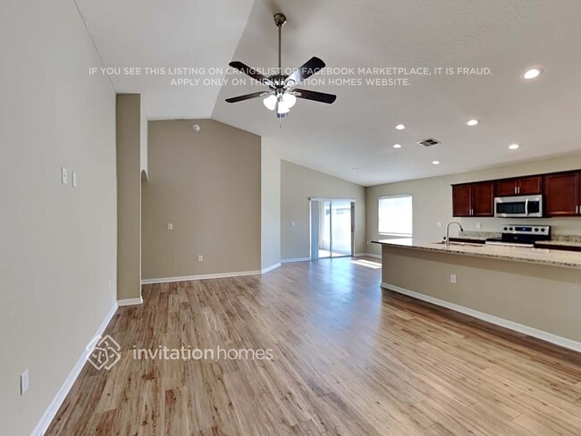 Foto del edificio - 939 Blue Tide Ln