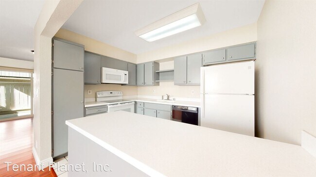 Building Photo - 2 br, 1 bath House - 5485 Sean Circle Unit 94