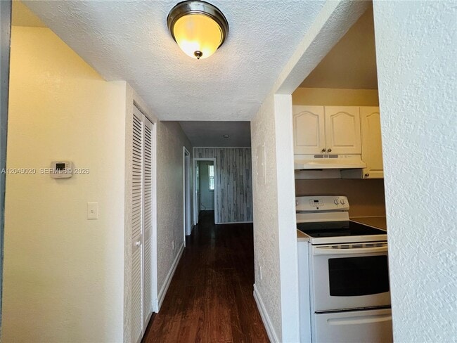 Foto del edificio - 2050 NW 89th Ave