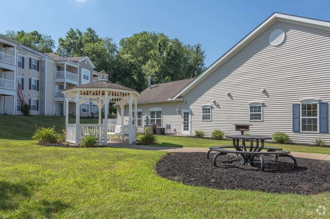 Building Photo - Newport Landing