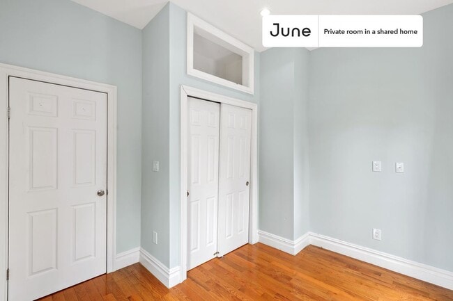 Building Photo - Room in Shared 2 bed/1 bath home