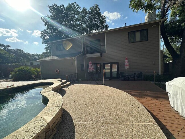 Building Photo - 12011 Dove Haven Dr