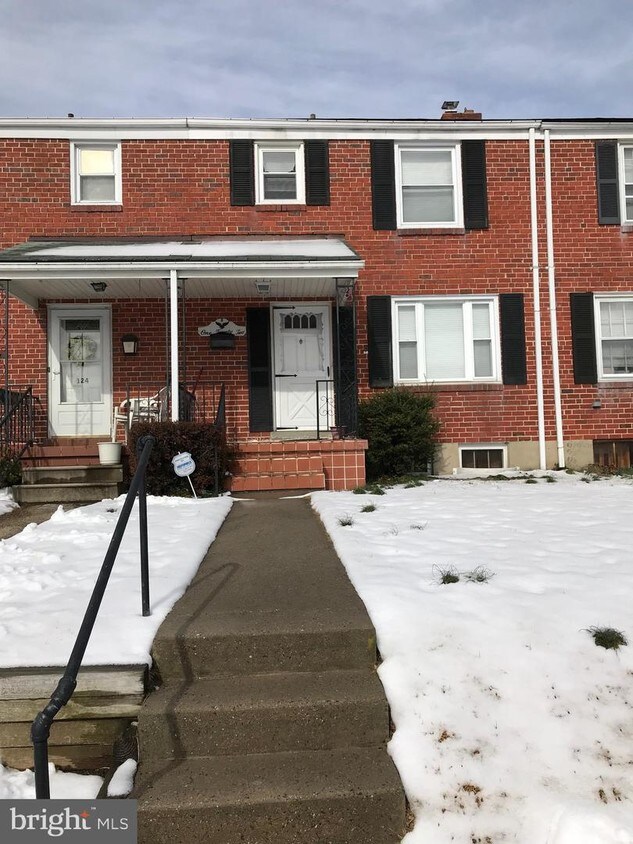 Primary Photo - 122 Garden Ridge Rd