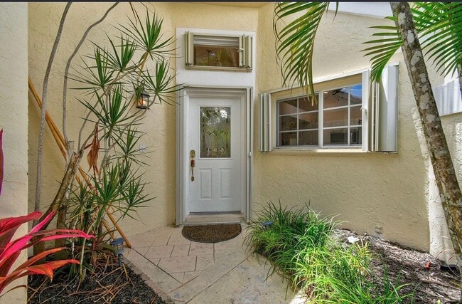 Foto del edificio - 9293 Heathridge Dr
