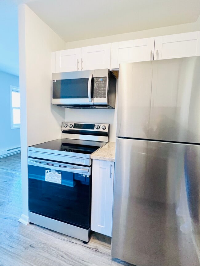 Building Photo - Blackrock Homes Apartments