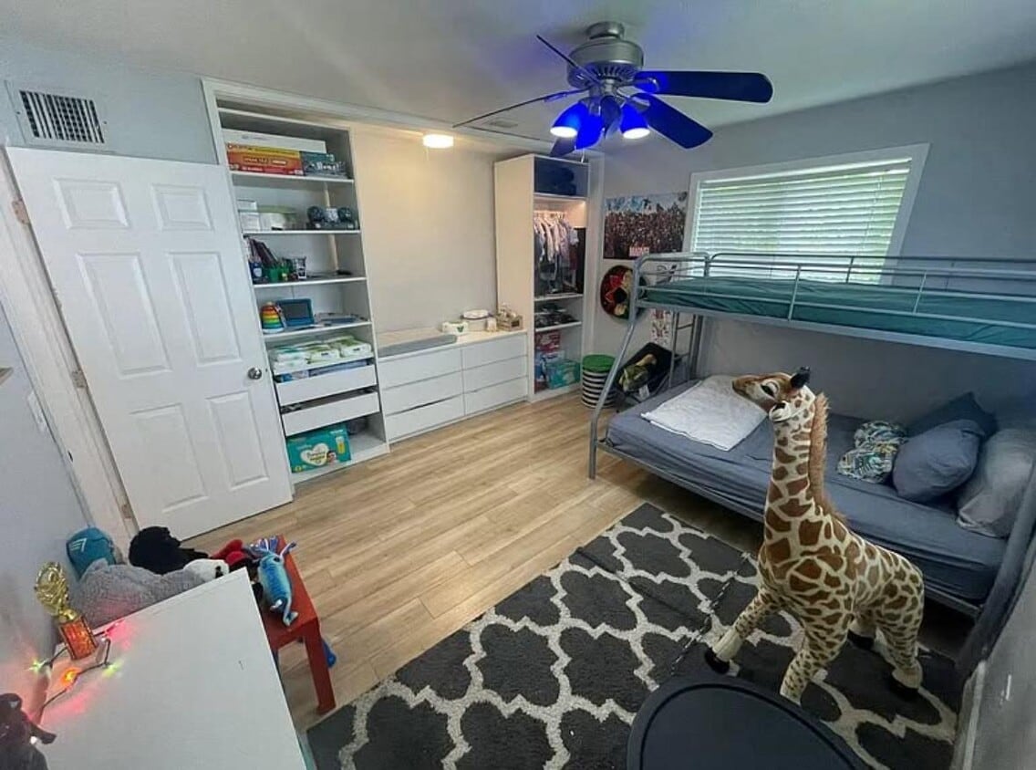 Foto principal - 6500 SW 4th St