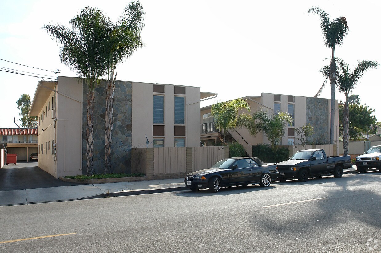 Foto del edificio - Pride of Ownership - East Costa Mesa