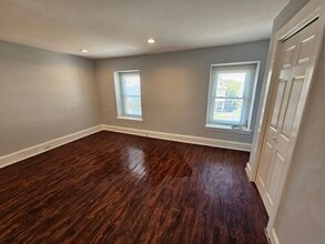 Building Photo - 4729 Leiper St