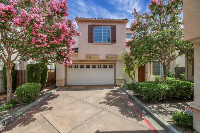 Foto del edificio - 2860 Hemlock Ave