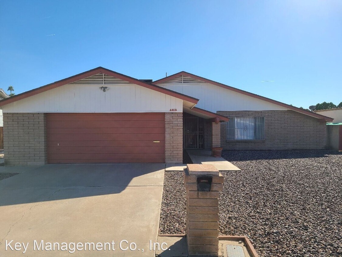 Foto principal - 3 br, 2 bath House - 4615 W. Morten Ave.