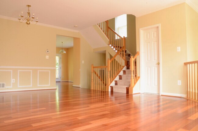 Building Photo - 12250 Winscombe Ter