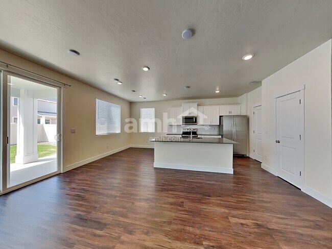 Foto del edificio - 4067 Bold Stripe Ave