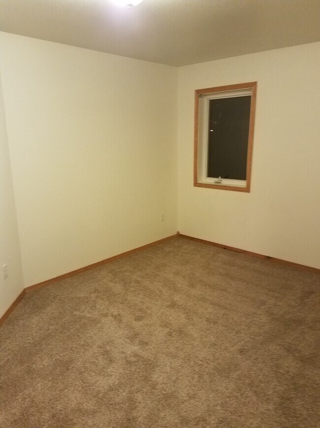 dormitorio de arriba - 1616 Lake Elmo Dr