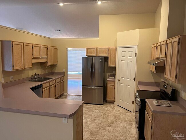 Foto del edificio - 1841 Southbay Dr