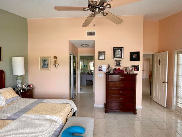 Foto del edificio - 2701 Neaton Ct