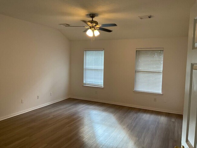 Foto del edificio - 16407 Mango Ridge Ct