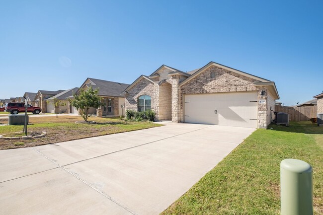 Building Photo - Spacious 3 Bedroom, 2 Bath Home in Jarrell...