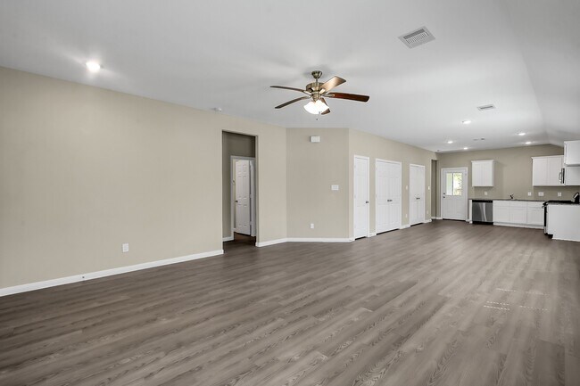 Building Photo - 811 Jefferson Ave