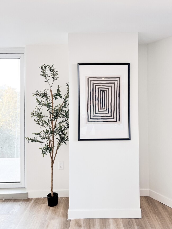 Building Photo - 5415-5415 Cogswell St