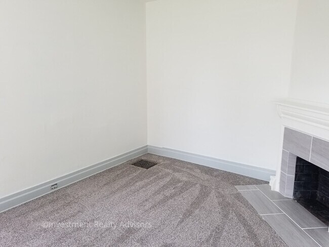 Building Photo - 627 E 100 S