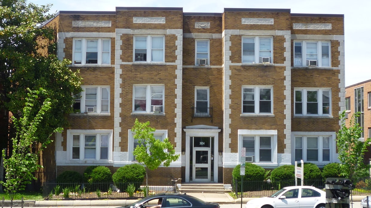 Primary Photo - 3654 New Hampshire Ave NW
