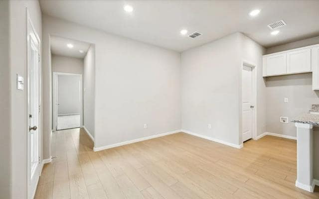 Foto del edificio - 909 Santa Lucia Dr