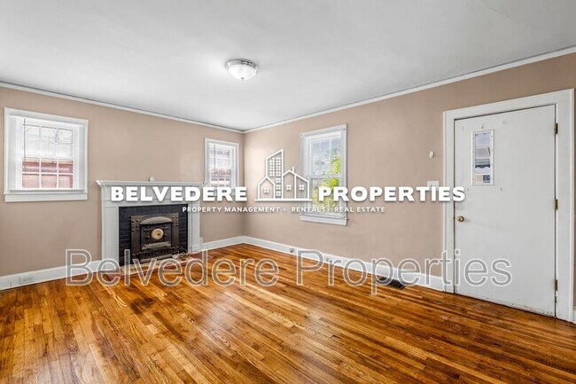 Building Photo - 437 W 24th St
