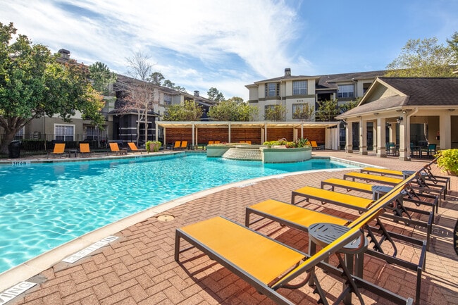 Building Photo - The Commons at Vintage Park