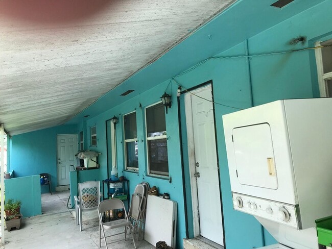 Foto del edificio - 3138 NW 29th St