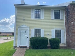 Building Photo - 9519 Balsa Dr