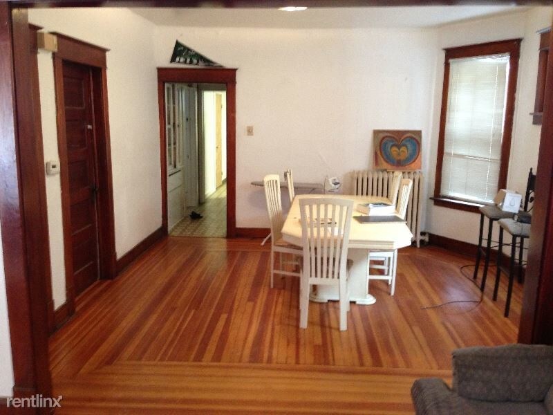 Primary Photo - 480 Yates St