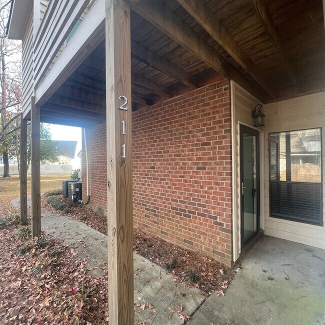 Photo - 211 Hidden Branches Close (Winterville, NC) Townhome
