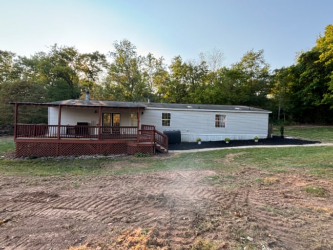 Building Photo - 136 Slippery Holw Rd