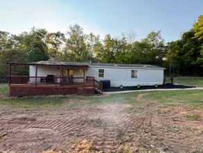 Building Photo - 136 Slippery Holw Rd