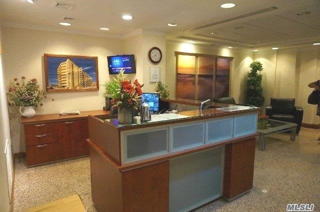 Foto del edificio - 360 Shore Rd