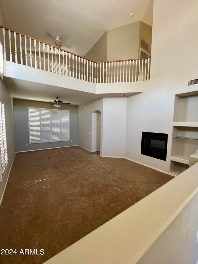 Foto del edificio - 2934 N Avoca Cir