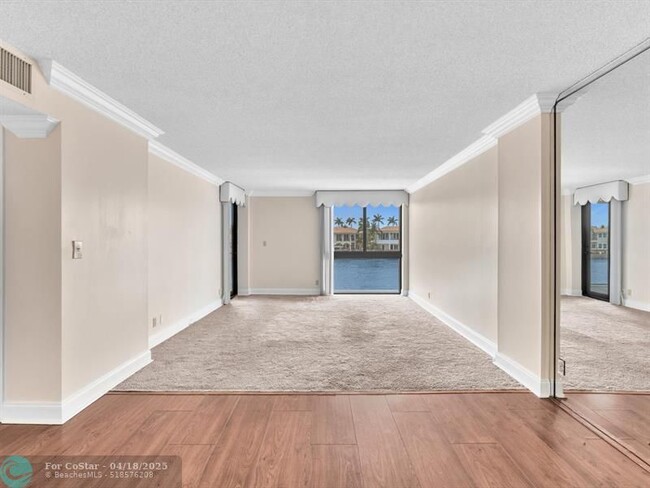 Building Photo - 1600 S Ocean Dr