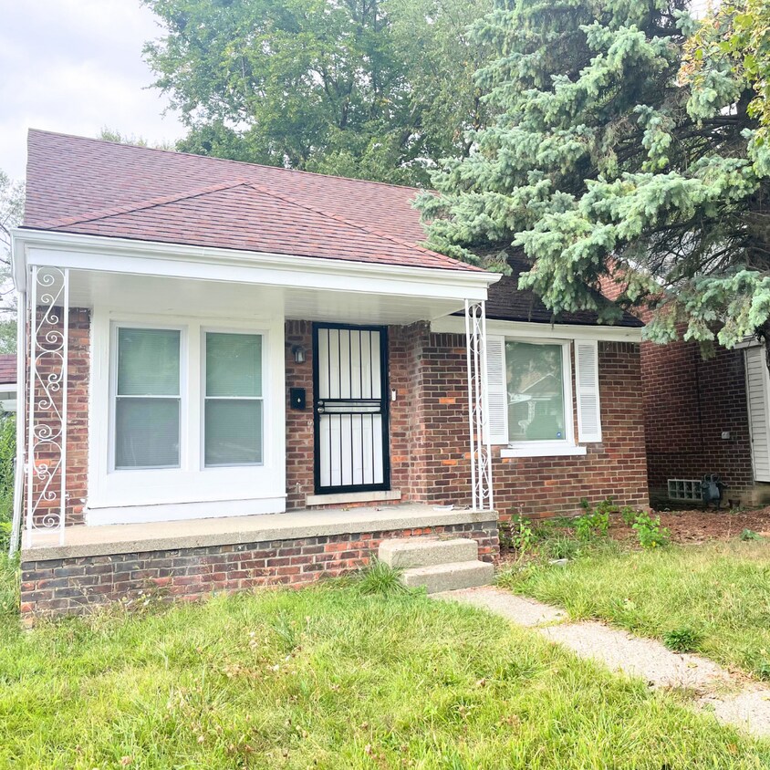 Primary Photo - 19151 Alcoy Ave