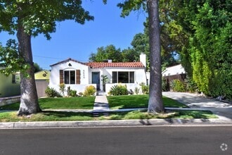 Building Photo - 5653 Beck Ave