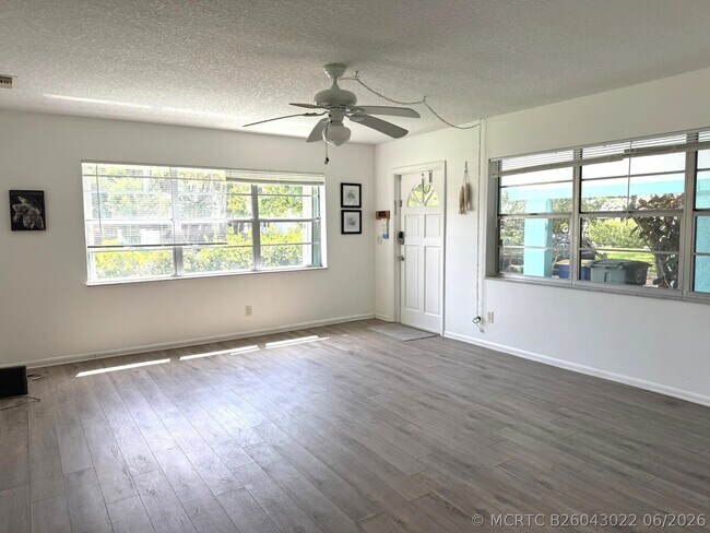 Foto del edificio - 1115 Hernando St