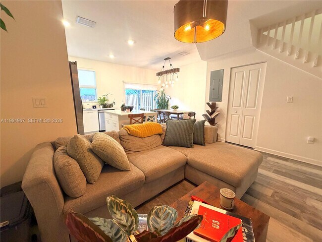 Foto del edificio - 12107 NW 24th Pl