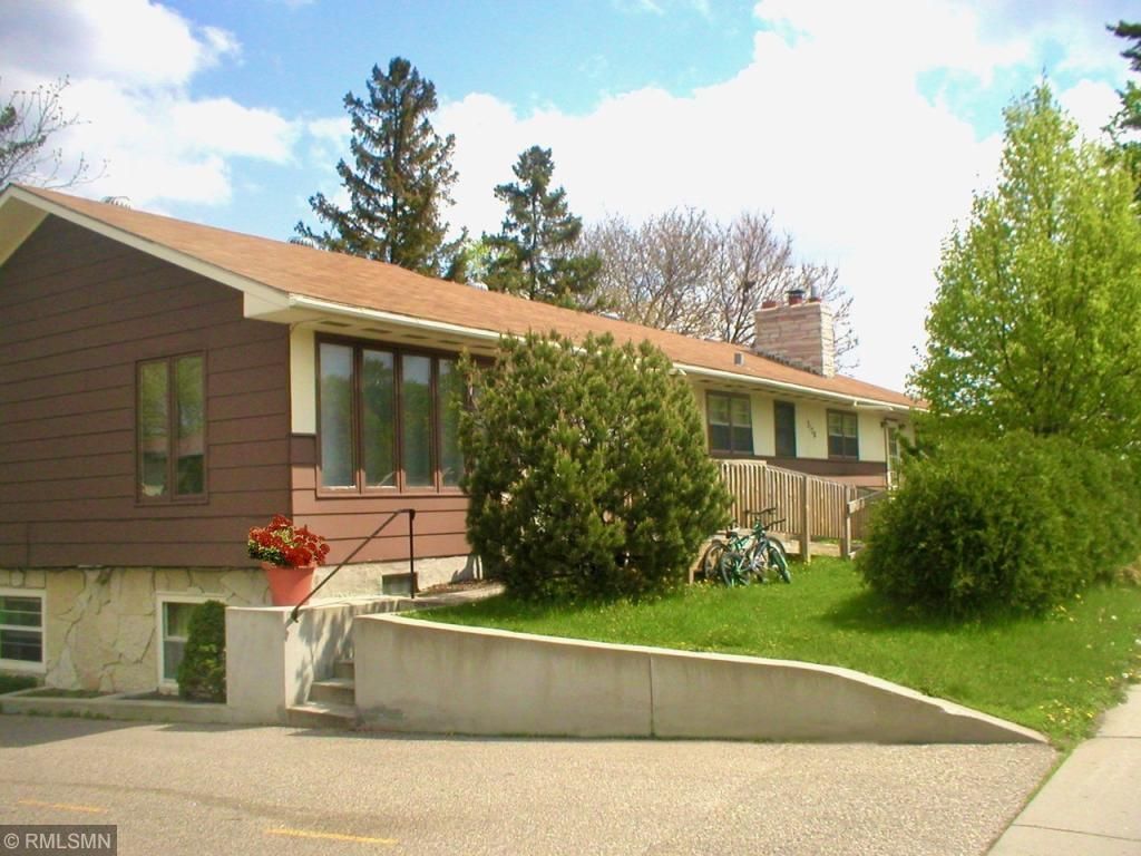 Primary Photo - 2126 W 98th St