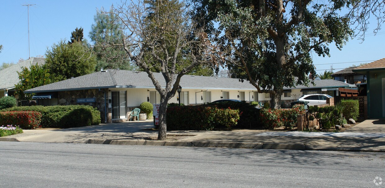 Building Photo - 7840 HANNA St
