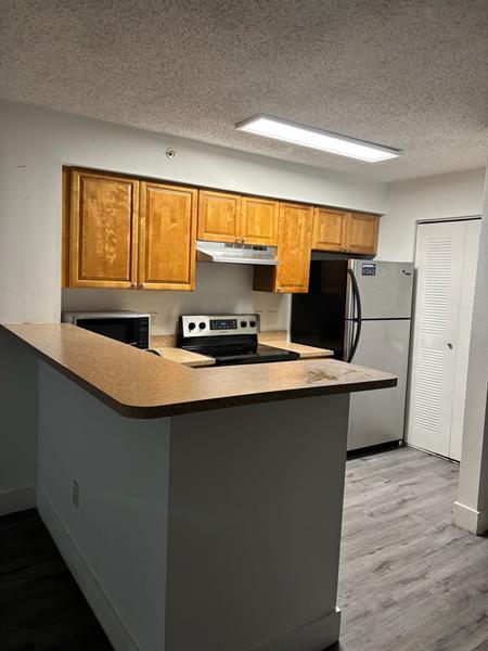 Foto del edificio - 12118 St.Andrews Pl