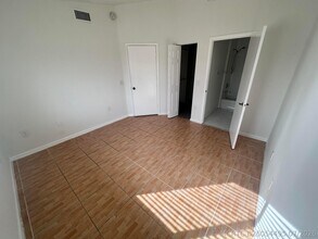 Building Photo - 3474 Briar Bay Blvd
