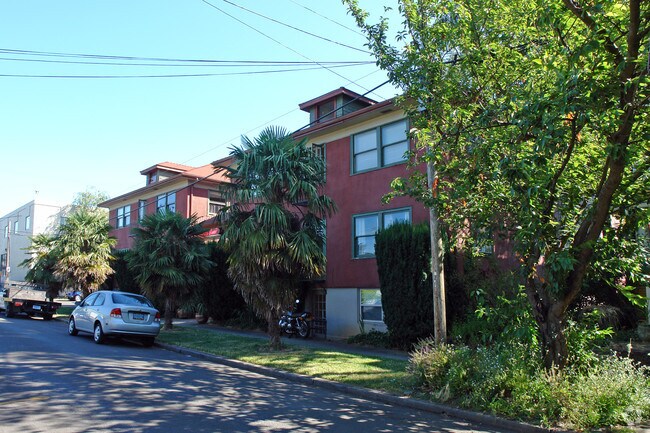 Foto del edificio - Santa Monica Court Apartments