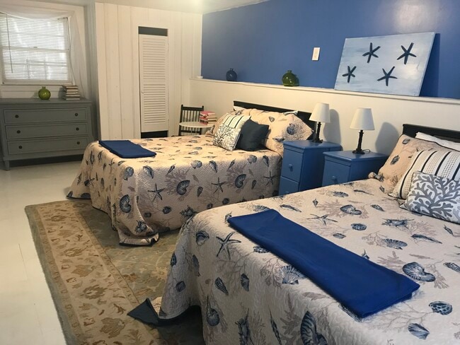 A downstairs retreat perfect for the young, online school, or to telecommute! - 5420 Hampton Cir